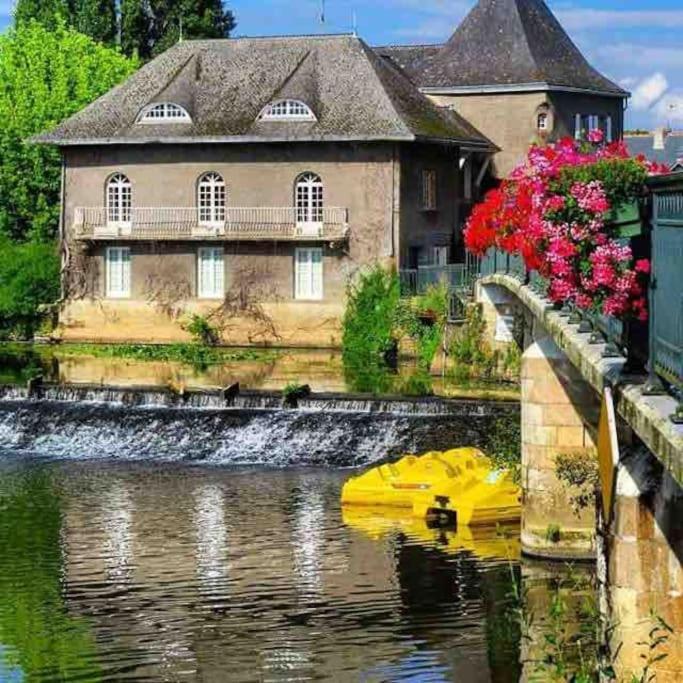 Maisonnette Des Douves Plein Centre 1 A 4 Voyageurs Malestroit ภายนอก รูปภาพ