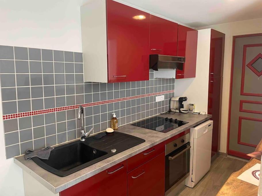 Maisonnette Des Douves Plein Centre 1 A 4 Voyageurs Malestroit ภายนอก รูปภาพ