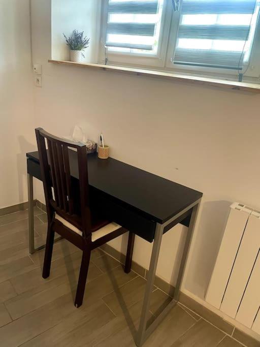 Maisonnette Des Douves Plein Centre 1 A 4 Voyageurs Malestroit ภายนอก รูปภาพ